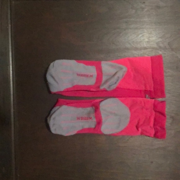 Compression running socks hot pink size medium - Picture 2 of 3